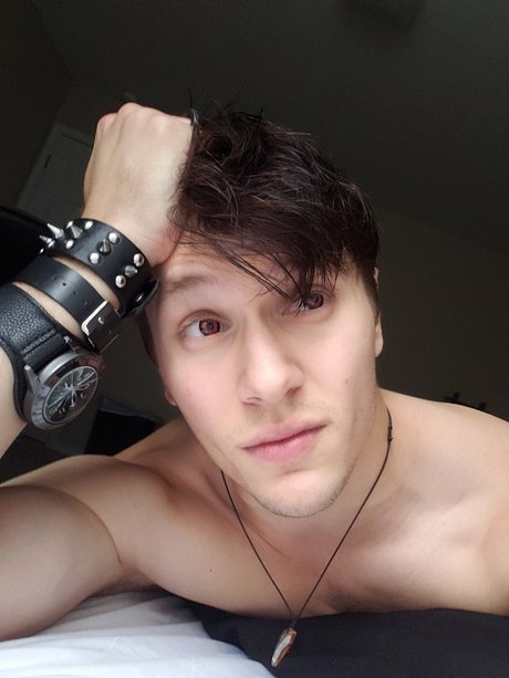 TryToFlyMike pornstar erotic pics