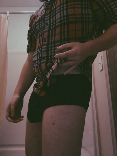 Tyler Ontario pornstar nude photo