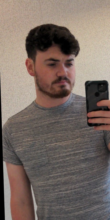 Aaron Sullivan erotic model pic