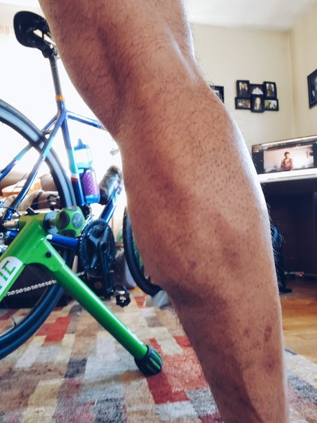 Two Foot Lift model xxx galleries