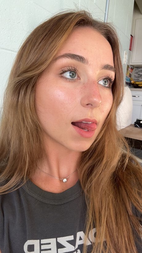 sweetie pie nude pornstar img