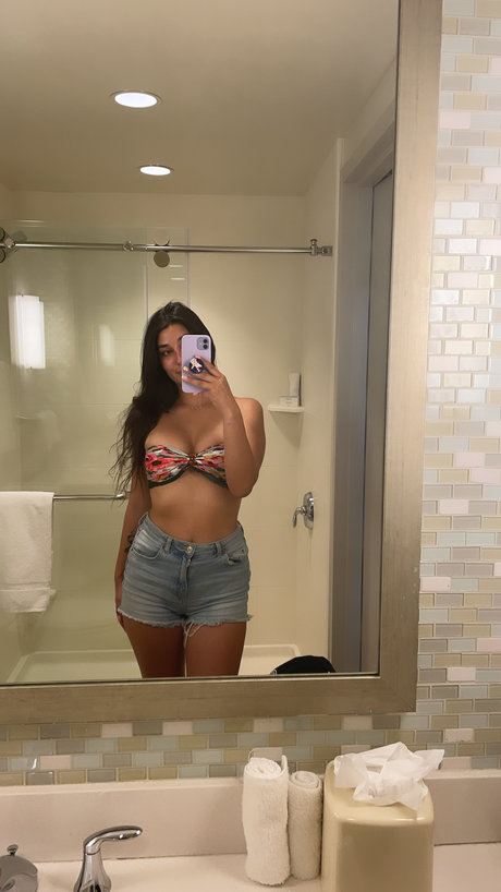 Marcela paz art star pics