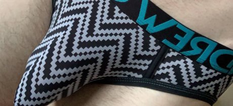 Hung Dom Top model pornographic pic