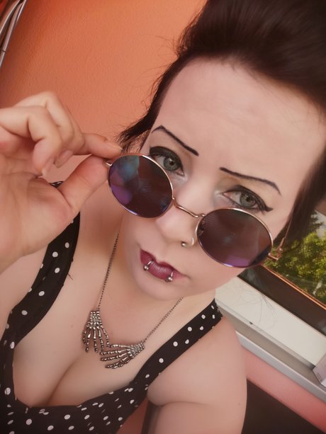 Zaza Katsumi free actress picture