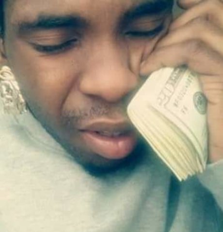 Hotboiizay_ model perfect img