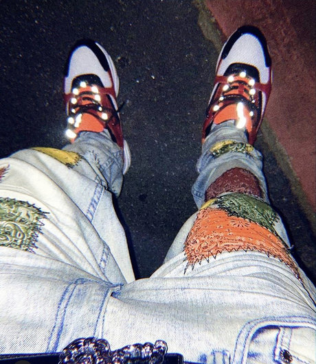 Hotboiizay_ porn model galleries