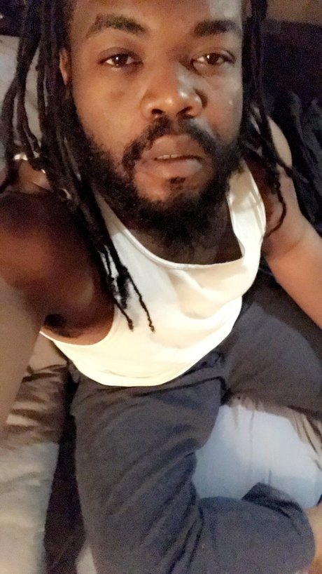 Zez hot actress galleries