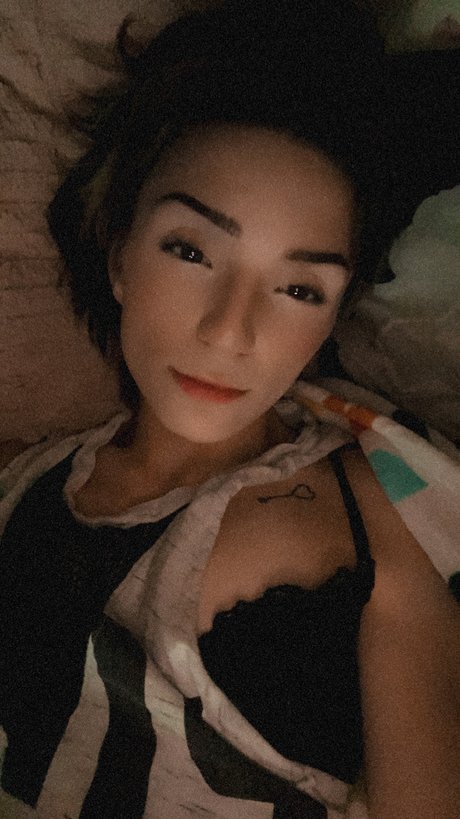 TayTay lyn erotic star gallery