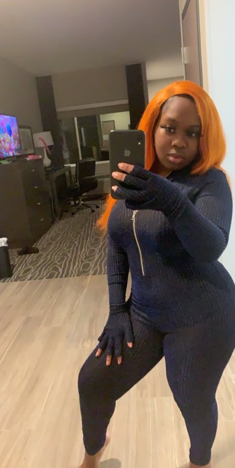 H A V A N A_ free model photo