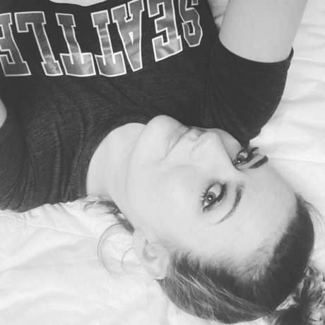 Hallie Nicole free model gallery