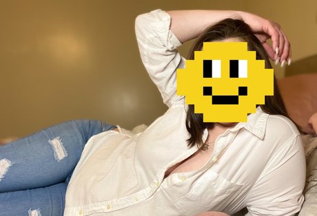 Ally Dream pornstar adult photo