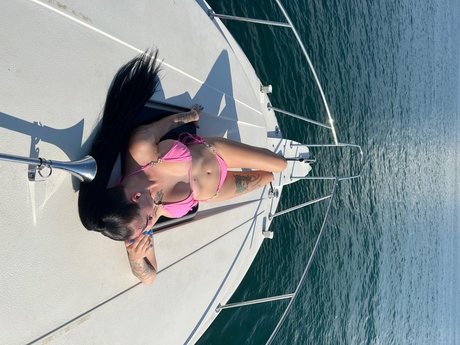 Montana_ sexy model pics