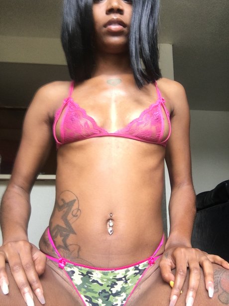 _KrissGoneWild hd model gallery