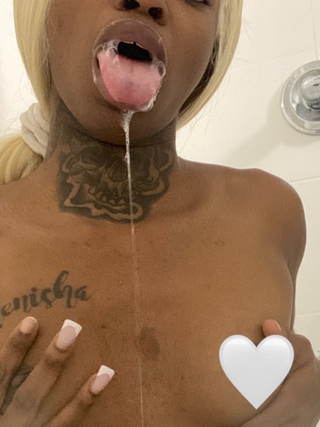 Erotica_ perfect actress image