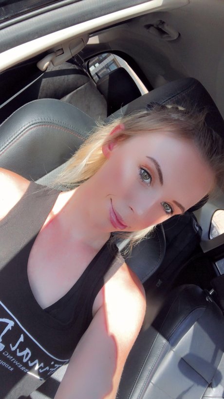 _SNOW_ star art image