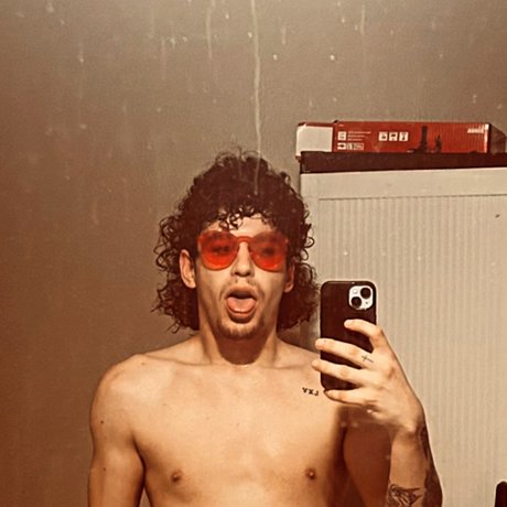 Anthony Ortiz star exclusive pictures