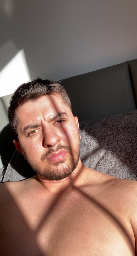 Foany exclusive star pic