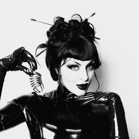 Goddess Manku naked pornstar galleries