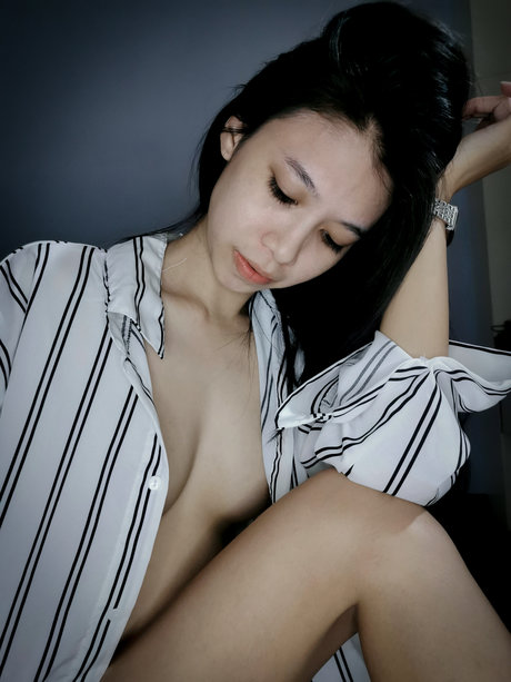 I am Villain high quality actress photo