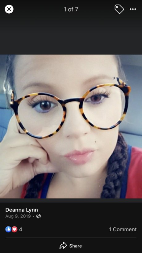 Deanna Lynn sexy star pictures