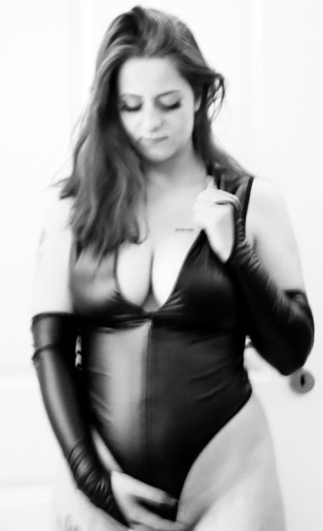 Lucyrose hd model picture