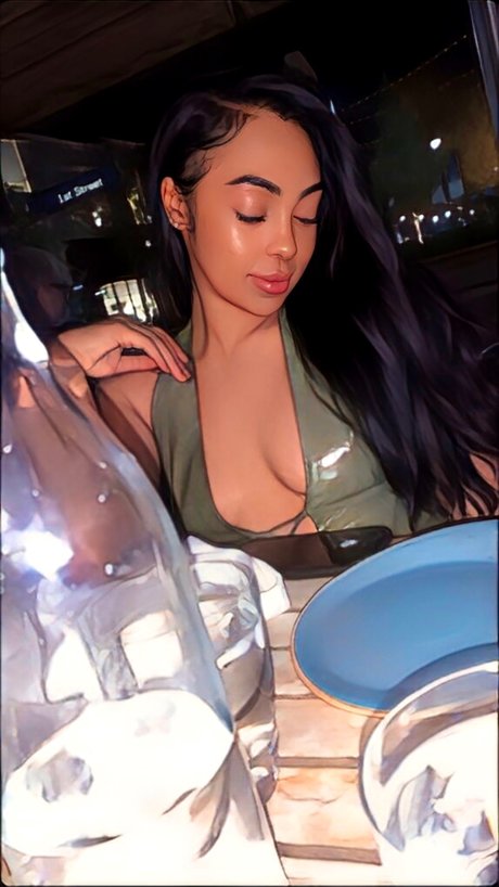 Honey Jar erotic pornstar images