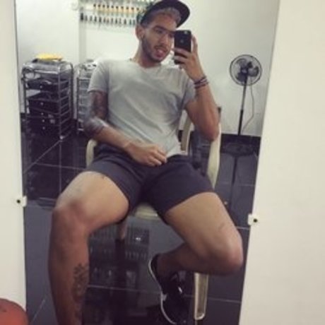 Saca model beautiful img