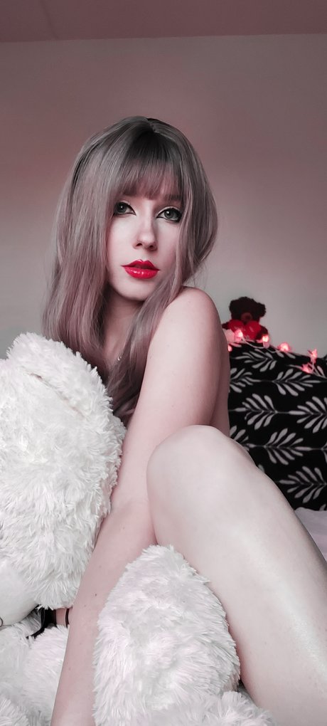 Livvy Pumpkinsnickers exclusive star picture