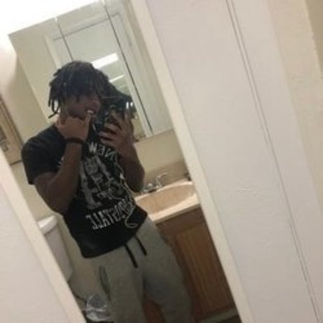 Rastaman018 erotic model pics