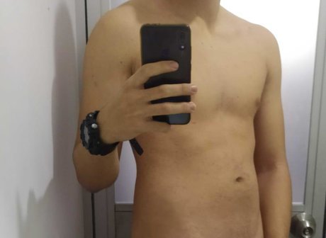 Sebastian Warner model nude pictures