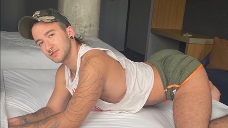 Pig Ari high quality actress img