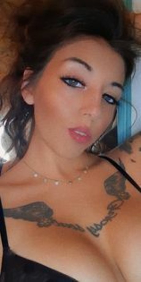 Nina Fortay perfect pornstar photos