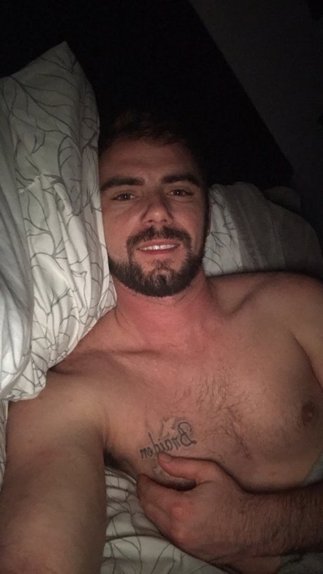 Lance Bromance pretty model img