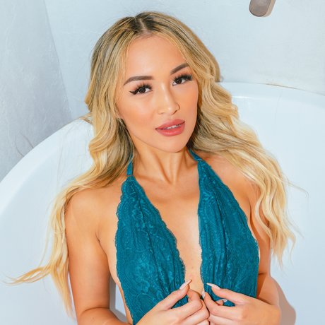 alisha of top 4 7_ exclusive actress galleries