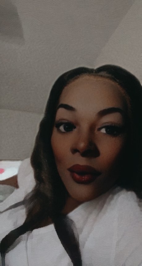 Luckyu beautiful actress images