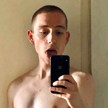 Kir naked model pics