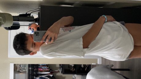 Tavi_ star adult gallery