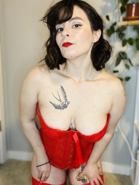 Caddy Rogers model sex pic