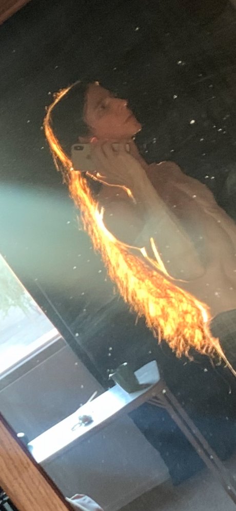 OracleApollo xxx model image