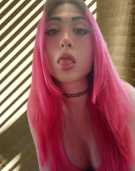 Queen Glory Plus star erotic images