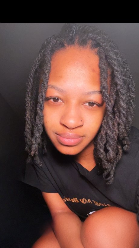 Chocolate Kiss_ beautiful actress images