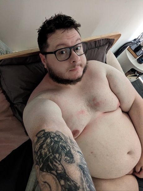 ChubbySheay nudes pornstar picture