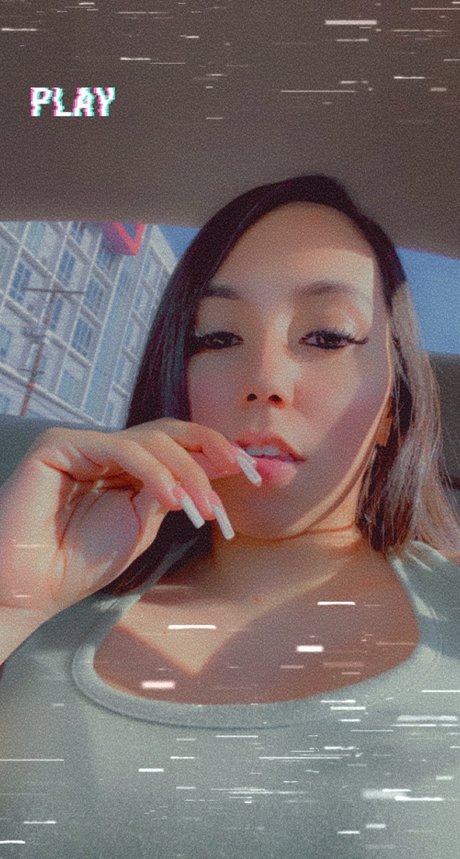 Vanessa Fragoso pretty actress images