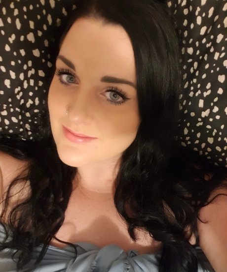 Girl on fire model nice pic