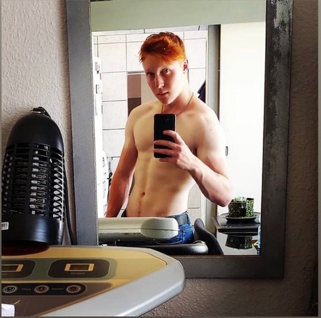 Jaco model perfect pictures