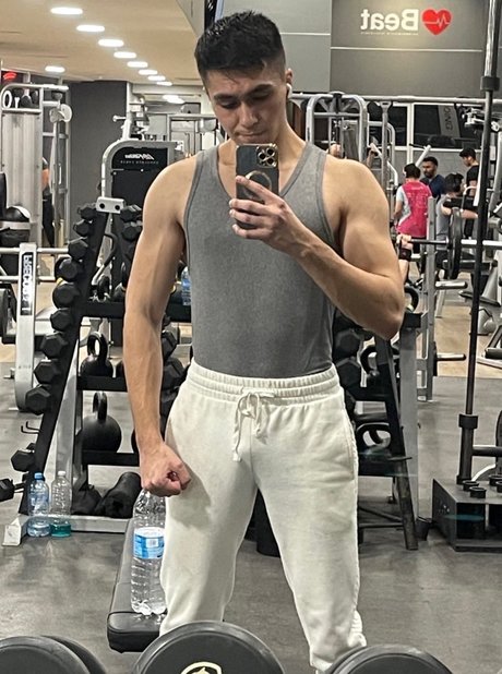 Johnny Cas4 nice actress pic