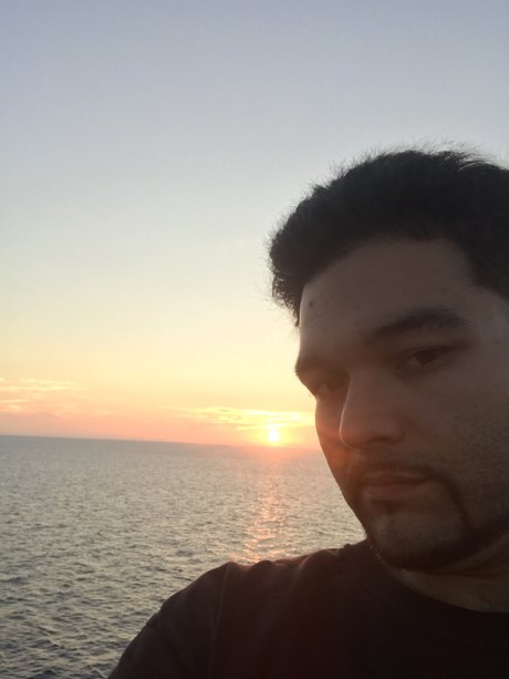 Mark Connolly star free picture