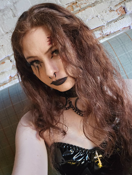 BubblegumGoth pornstar erotic archive