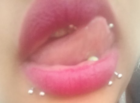 GT QUEENN model perfect photo