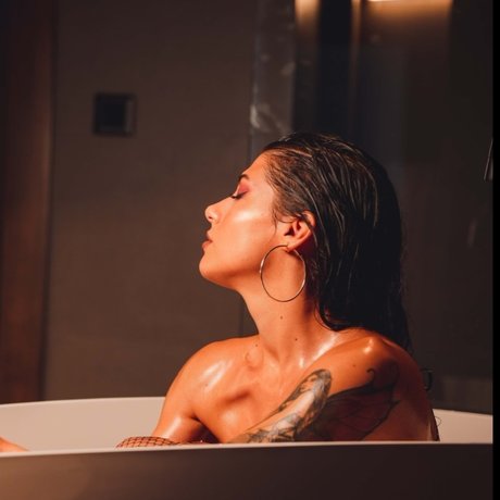 Claudia M Garcia star adult picture